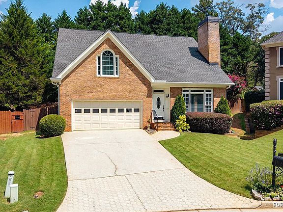 3rd image of 3928 Thawley Ct