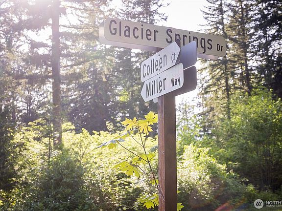 3rd image of 7534 Glacier Springs Drive