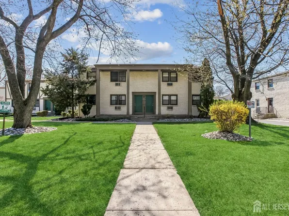 500 Cliffwood Ave APT D13, Matawan, NJ 07747