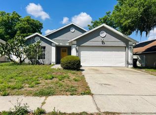 562 Rouzer St, Apopka, FL 32712