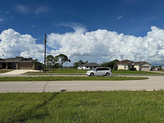 4th image of 2703 Van Buren Pkwy