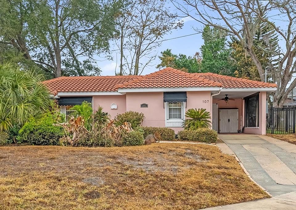 1st image of 107 NE Ivanhoe Blvd
