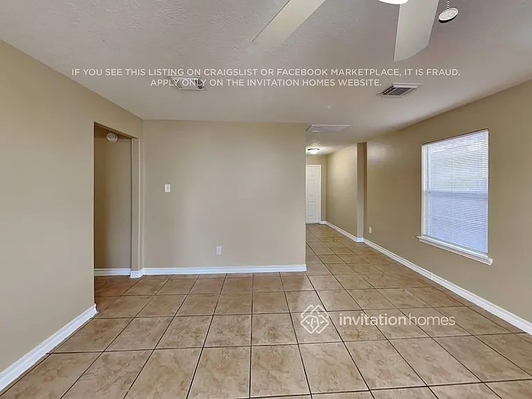 1515 Glasholm Dr — Photo 6