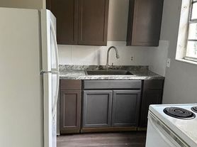 112 W 17th St, Jacksonville, FL