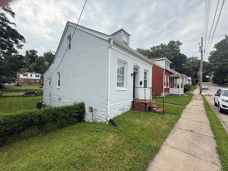 623 Jackson St — Photo 7