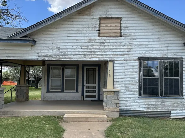 1520 Avenue N, Anson, TX 79501