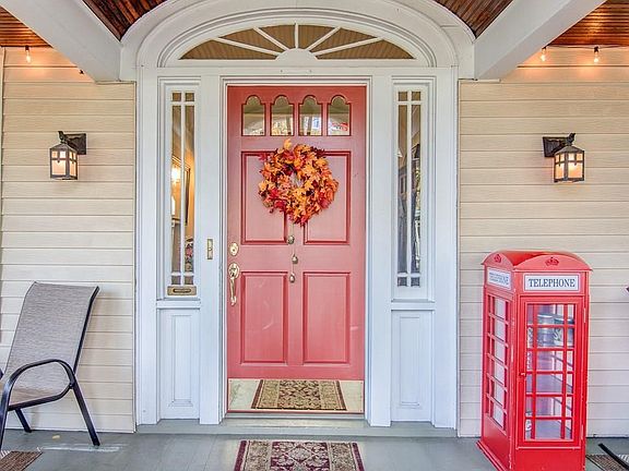 Front entrance to home
