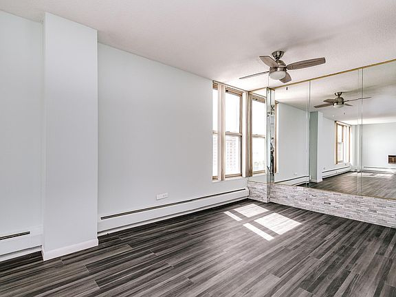 5th image of 5401 S Hyde Park Blvd #1205-B