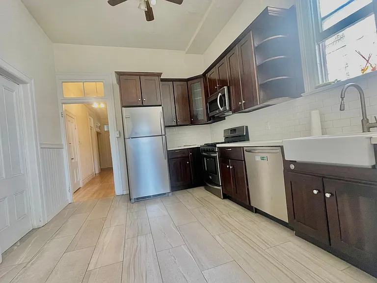2761 Bryant St #1 — Photo 10