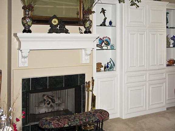 4th image of 205 W Shadowpoint Cir