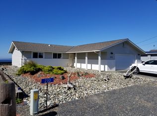 210 Lake Ave, Freeland, WA 98249