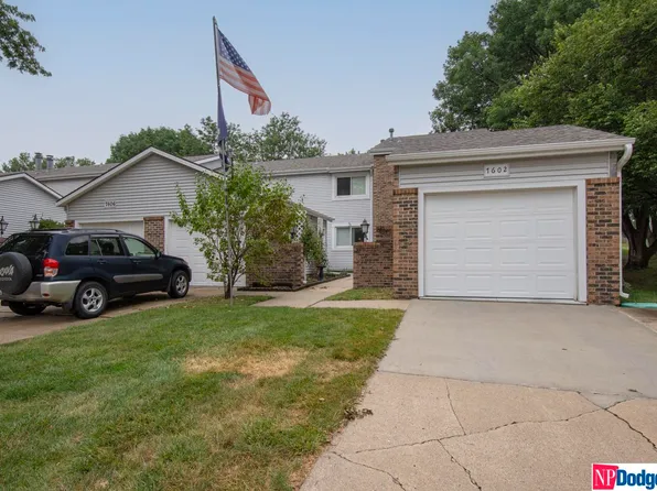 7602 S 87th St, La Vista, NE 68128