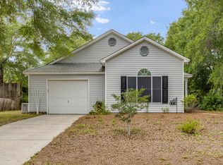 179 Timber Wind Dr, Defuniak Springs, FL 32433
