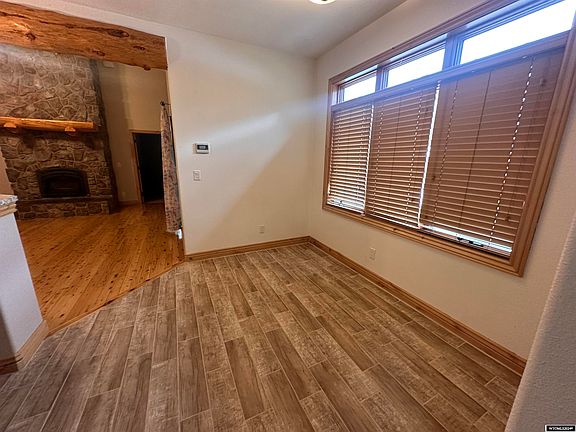 5th image of 546 S Cottonwood