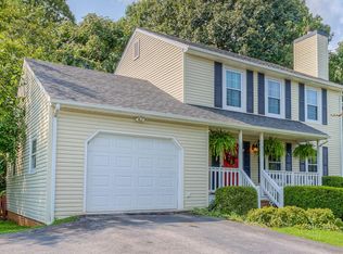 973 Barrens Village Ln, Roanoke, VA 24019