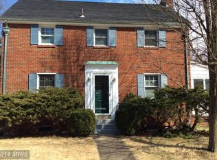 817 N Greenbrier St, Arlington, VA 22205