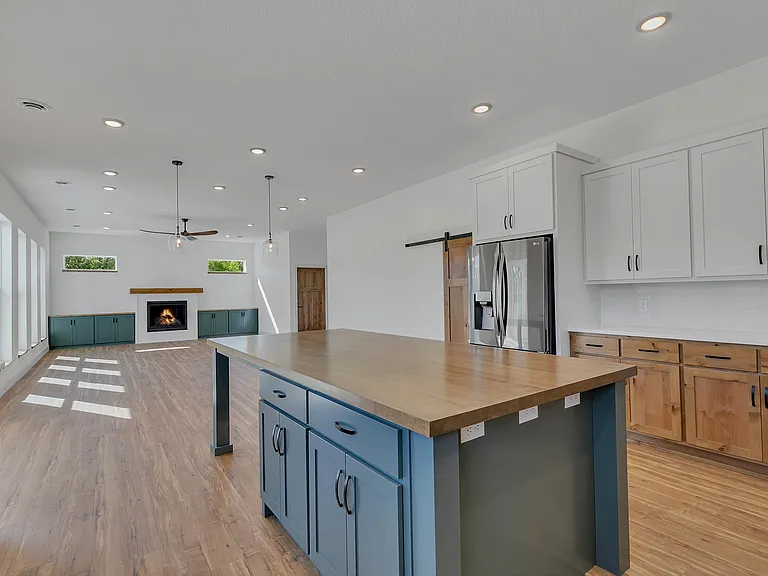 6624 Captains Cir NW — Photo 16