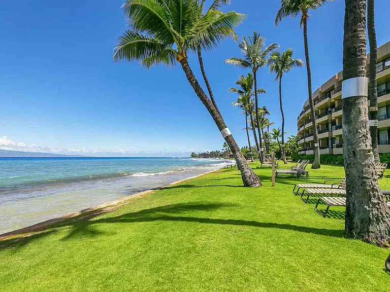 S Kihei Rd — Photo 73