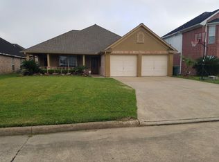 8048 Torrey Pines Cir, Beaumont, TX 77707