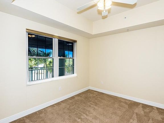 4th image of 5116 Melbourne St #B