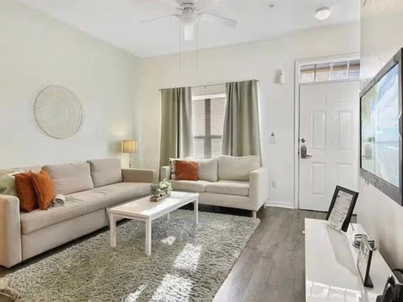 3rd image of 4560 Yellowgold Rd E APT 105