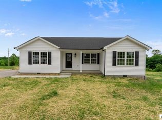 25 Hunter Ridge Dr, Horse Cave, KY 42749