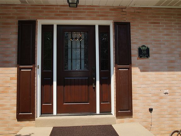 5th image of 311 North Dr