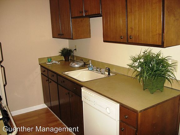 4th image of 1317 W 7th Ave APT 210