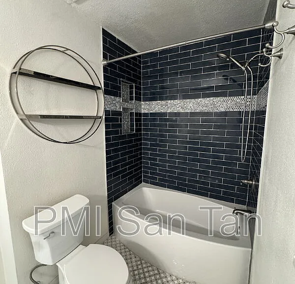 5525 E Thomas Rd #F1 — Photo 10