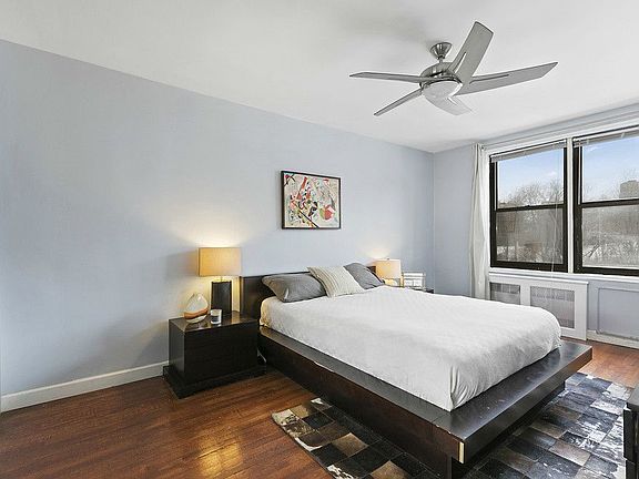 4th image of 2550 Independence Ave APT 4T