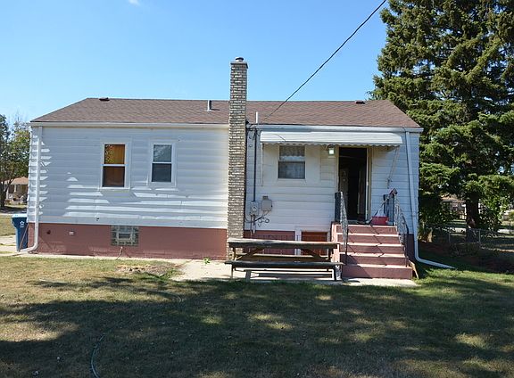 2nd image of 853 Buffalo Ave