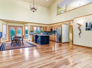 2521 Bailey Rd, Sun Prairie, WI 53590