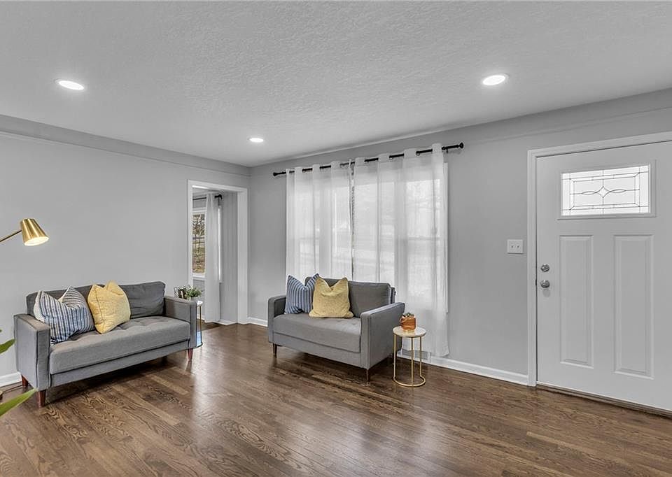 7114 Walmer St, Overland Park, KS 66204 | Zillow