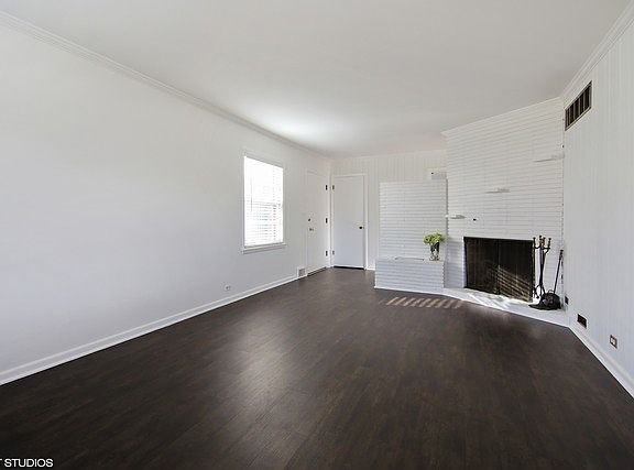 3rd image of 1512 Gregory Ave