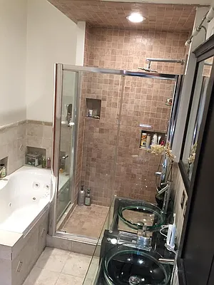 Rented by Windsor Homes Realty Corp | media 10