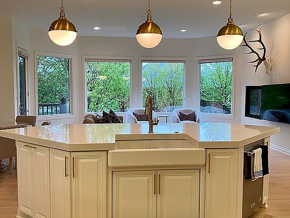 Kitchen & Family Room