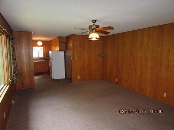 5th image of 448 E Peckham St