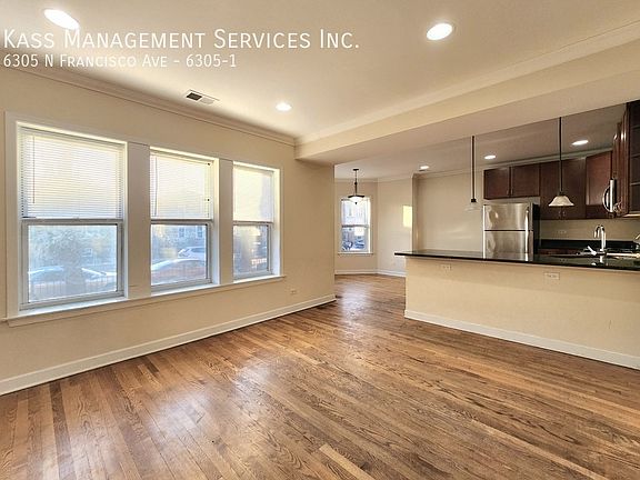 2nd image of 6305 N Francisco Ave APT 1