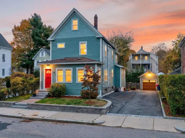 92 Roslindale Ave, Roslindale, MA 02131