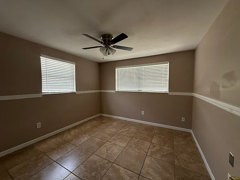 6014 Southern Comfort Blvd — Photo 18