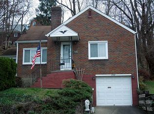 322 Duquesne Ave, Trafford, PA 15085