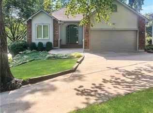 17800 E 30th Dr S, Independence, MO 64057