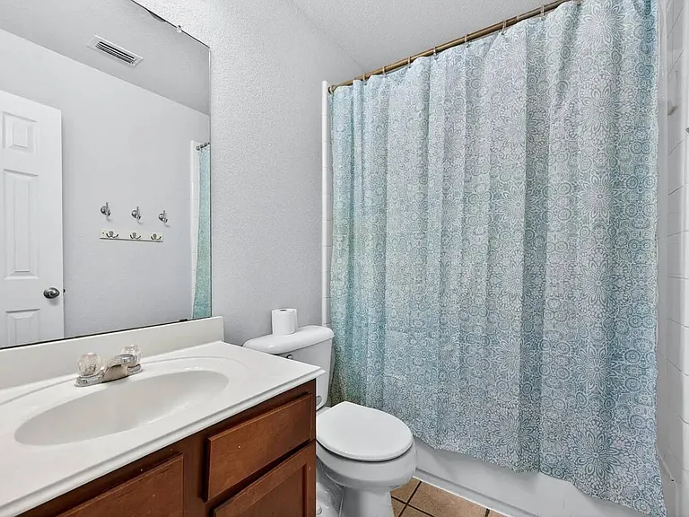 2105 Sherbrooke Ct — Photo 15
