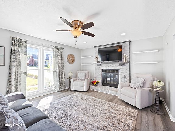 5th image of 1220 Nightingale Ln