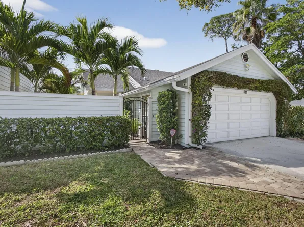 381 Park Forest Way, Wellington, FL 33414