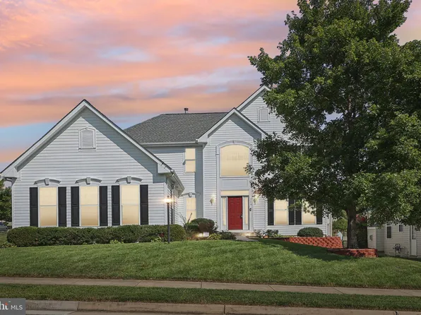 2476 Trimaran Way, Woodbridge, VA 22191