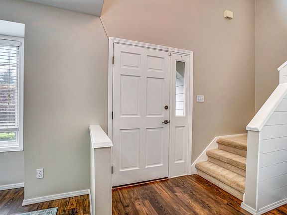 4th image of 3810 16th Avenue Ct NW