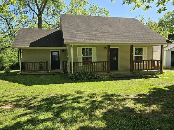 116 Jackson Rd, Greenfield, TN 38230