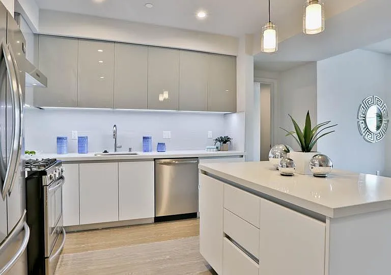 727 Wilcox Ave #305 — Photo 27