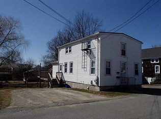 21 Goulart Ave, Bristol, RI 02809